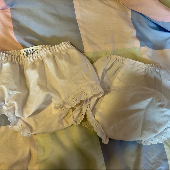 White Eyelet Baby Bloomers - Picture 1 of 4